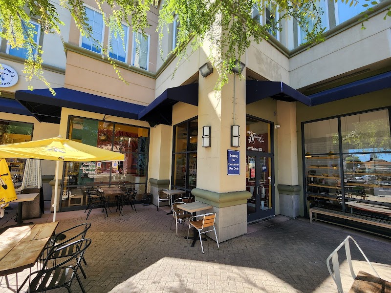 Photo of the food at Wahpepah’s Kitchen in Oakland
